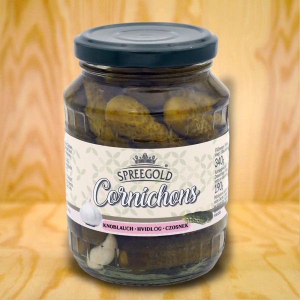 Cornichons with garlic