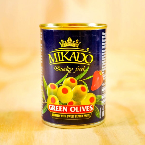 Oliven, grün, mit Paprika